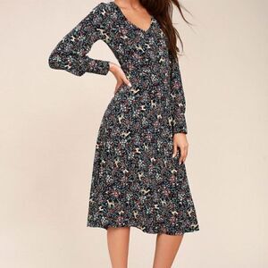 Lulu's Long Sleeve Midi Dress